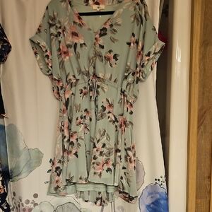 New Never Worn Entro Floral Mini Dress in Green and Pink